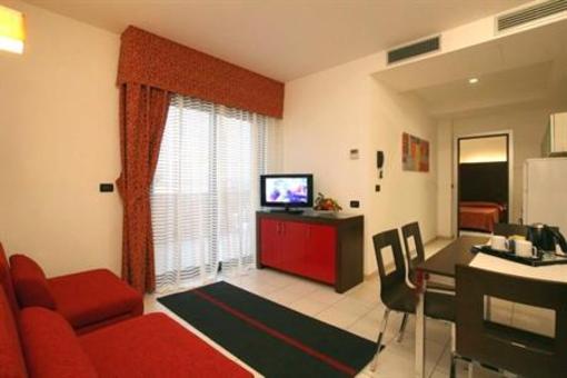 фото отеля Suite Hotel Domus