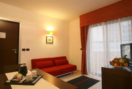 фото отеля Suite Hotel Domus