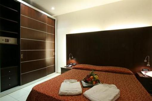 фото отеля Suite Hotel Domus