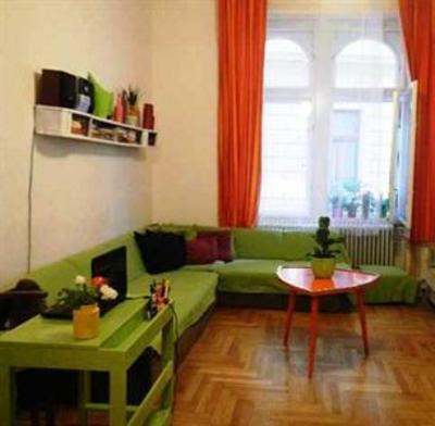 фото отеля Green Bridge Guest House and Apartments