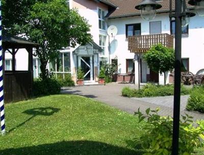 фото отеля Gasthaus Weber Wiesemscheid