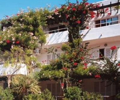 фото отеля Apartamentos Los Tilos