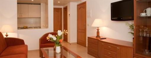 фото отеля Apartamentos Los Tilos