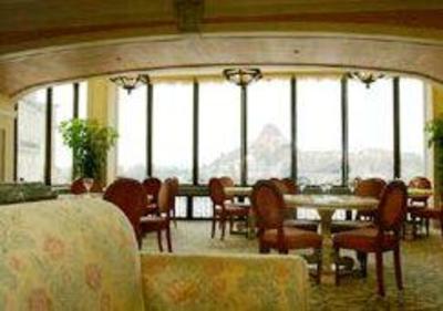 фото отеля Tokyo DisneySea Hotel MiraCosta