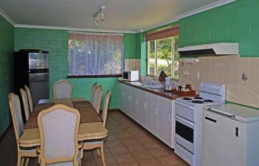 фото отеля Harvey Farm Lodge Bicheno