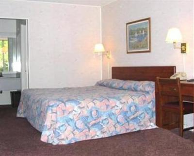 фото отеля Red Carpet Inn Louisville