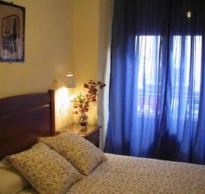 фото отеля Hostal Los Perales