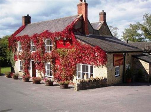 фото отеля Hunters Lodge Inn Wincanton