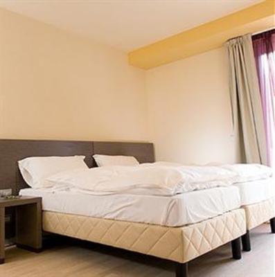 фото отеля Kube Hotel Garni & Ristorante