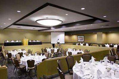 фото отеля The Westin Edmonton