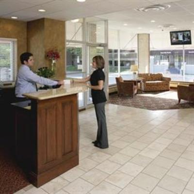 фото отеля University Inn Madison