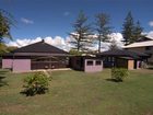 фото отеля Shirley Street Beach Houses Byron Bay