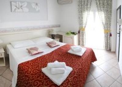 фото отеля Hotel Il Nido Rimini