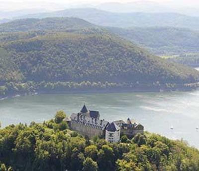 фото отеля Hotel Schloss Waldeck