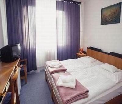 фото отеля Civis Hotel Phonix Tiszaujvaro