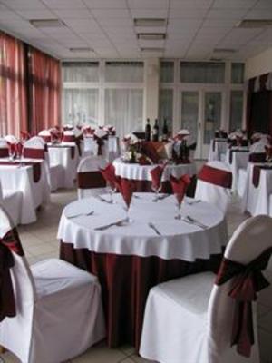фото отеля Civis Hotel Phonix Tiszaujvaro