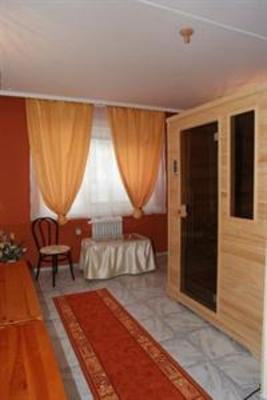 фото отеля Civis Hotel Phonix Tiszaujvaro