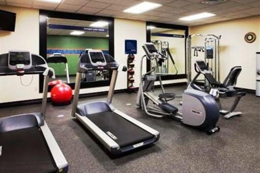фото отеля Hampton Inn & Suites Middlebury