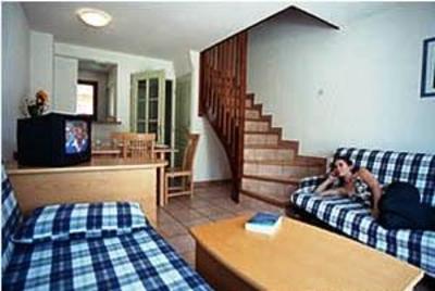 фото отеля Madame Vacances Les Chalets du Jardin Alpin