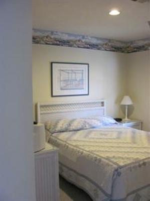 фото отеля North Shore Inn Traverse City