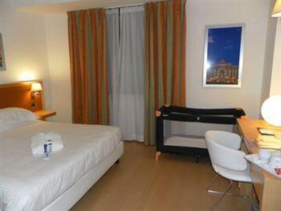 фото отеля Idea Hotel Roma Cinecitta