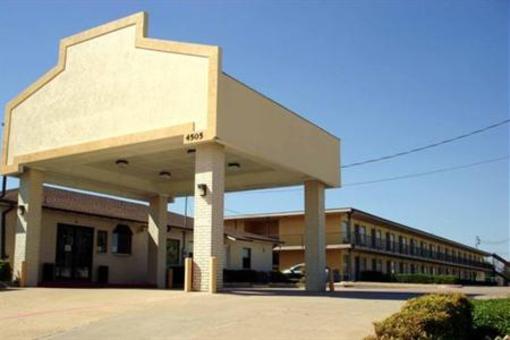 фото отеля Econo Lodge Texarkana