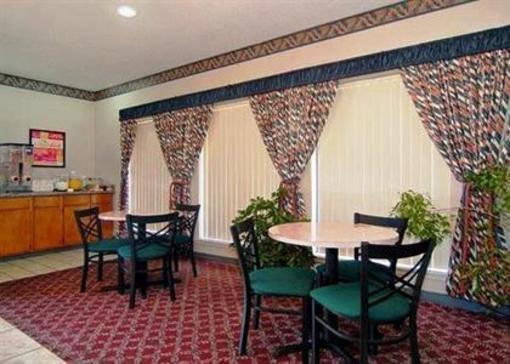 фото отеля Econo Lodge Texarkana