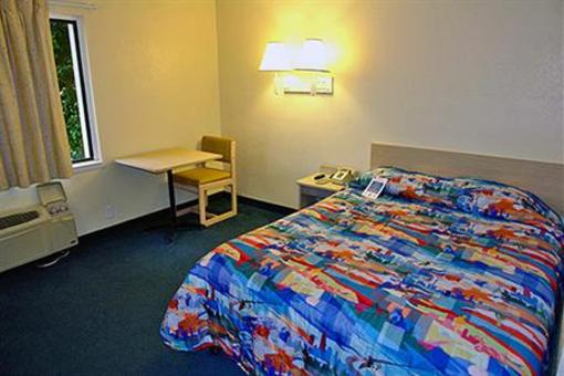 фото отеля Motel 6 Costa Mesa