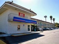 Motel 6 Costa Mesa
