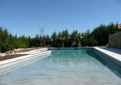 фото отеля Le Clos Des Princes Le Rouret