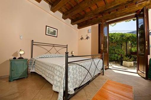 фото отеля La Tavernetta Hotel Castellammare del Golfo