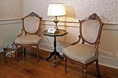 фото отеля Baladerry Inn