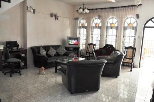 фото отеля Thenu Rest Guest House