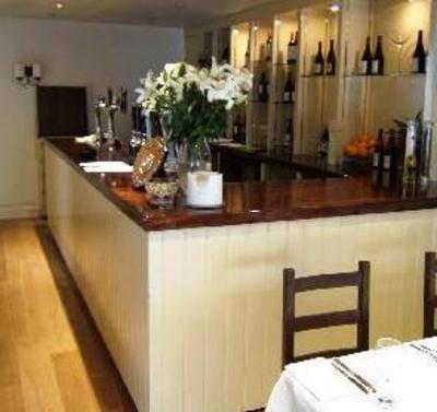 фото отеля White Horse Inn Storrington