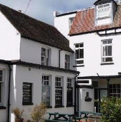 фото отеля White Horse Inn Storrington