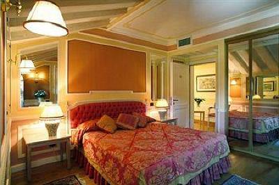 фото отеля Romantik Villa Margherita Hotel Mira