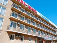 City Hotel Tien Shan