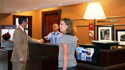 фото отеля Hampton Inn & Suites Washington-Dulles International Airport
