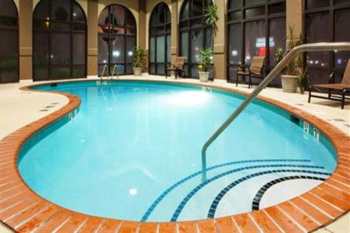 фото отеля Holiday Inn Express Harrisonburg