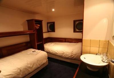 фото отеля Hotelschip De Nieuwe Liefde Amsterdam