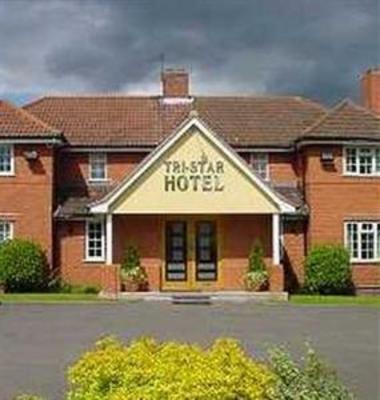 фото отеля Tri Star Hotel