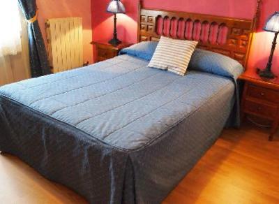фото отеля Hostal Plaza Segovia