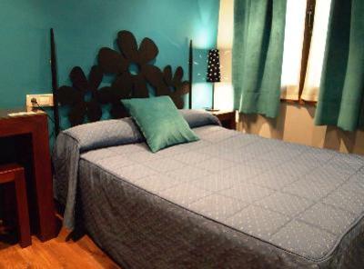 фото отеля Hostal Plaza Segovia