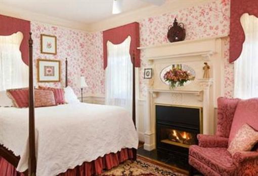 фото отеля Arrowhead Inn