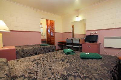фото отеля Queenstown Motor Lodge