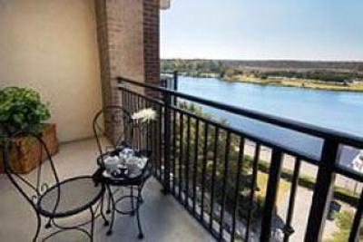 фото отеля Riverview Suites