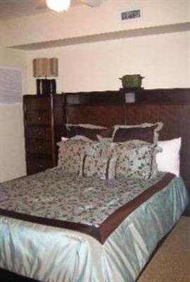 фото отеля Riverview Suites