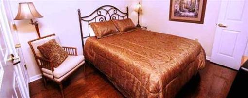 фото отеля Riverview Suites