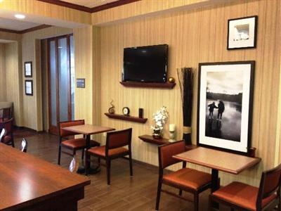 фото отеля Hampton Inn Tomah