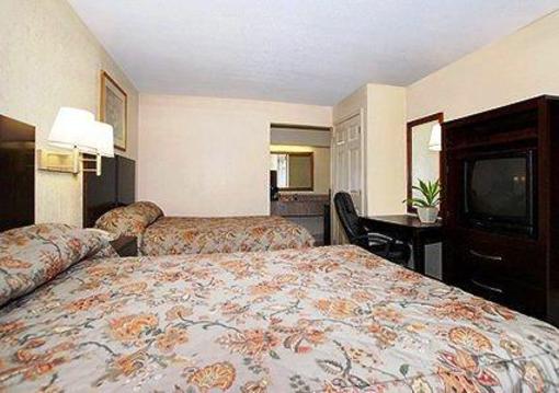 фото отеля Econo Lodge Beaufort